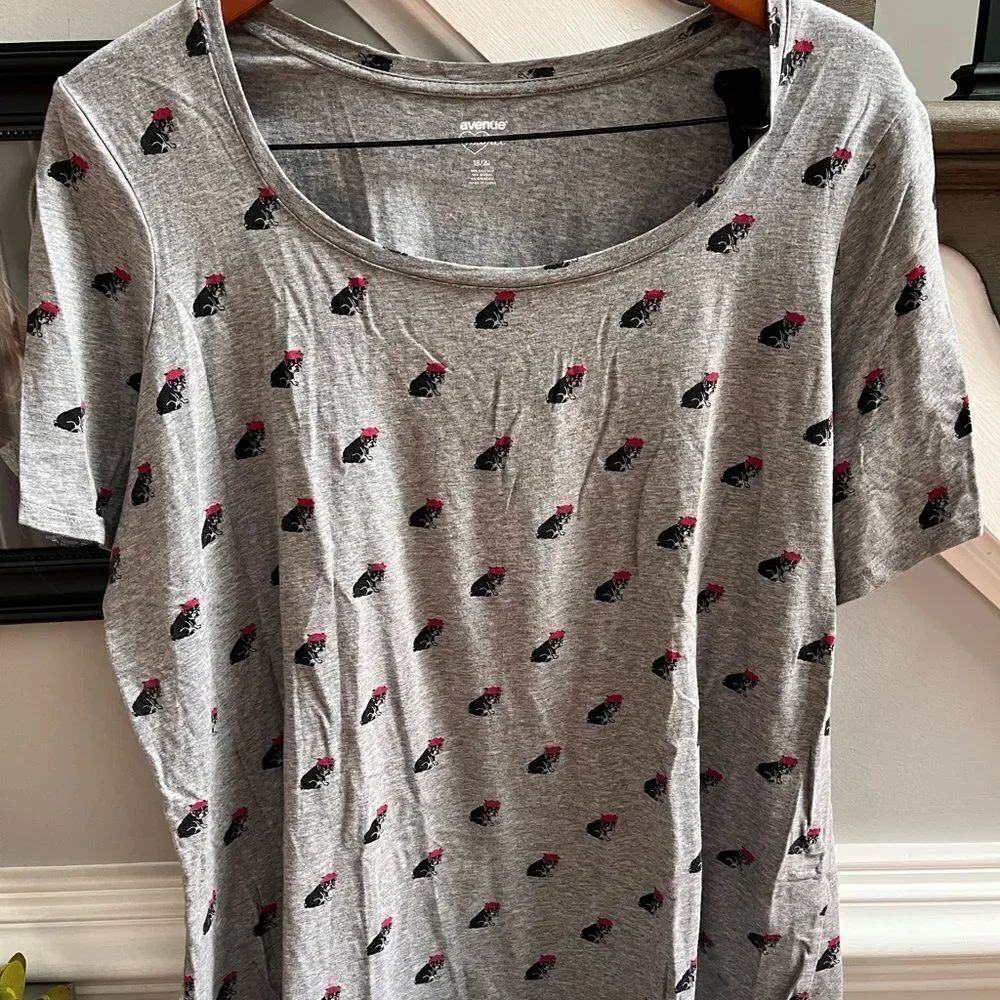 Avenue Your Tee Gray Bulldog in a Beret T-Shirt sz 18/20